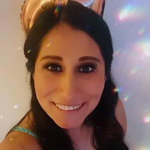 Meet your Posher, Lorena